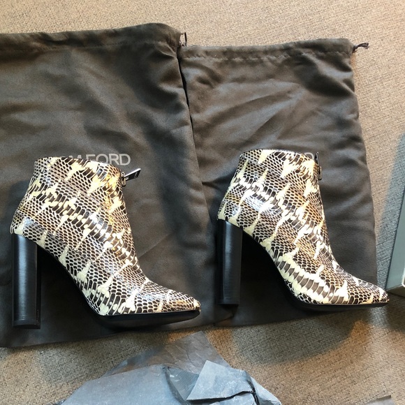 NWT $2880 Tom Ford Black and White Python Ankle Boots - Picture 6 of 10